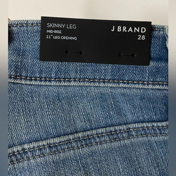 NWT J Brand Mid Rise Skinny Jeans in Adventure Size 28 - Picture 4 of 6
